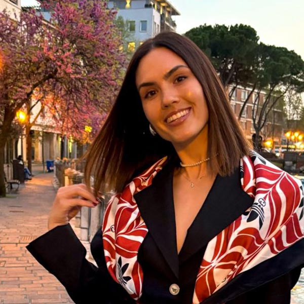 Chi siamo 2 Beatrice Lambarschi